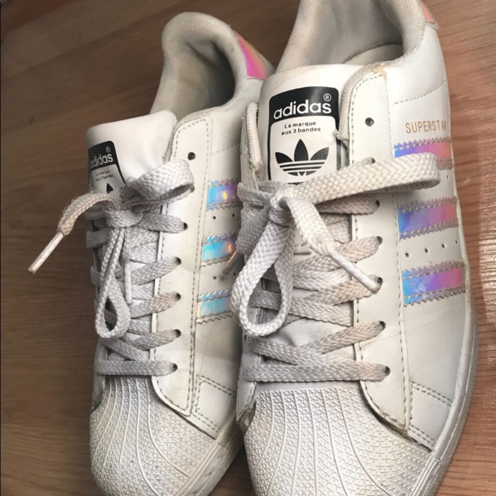 Adidas superstars